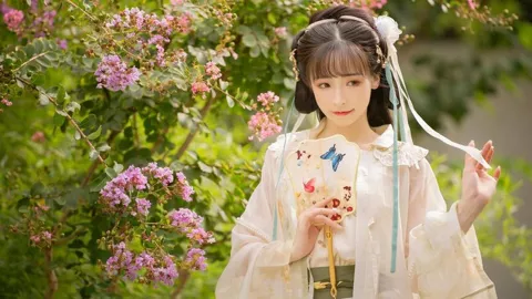 傅园慧浙大开学典礼